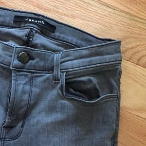 Grey jbrand super skinny jeans